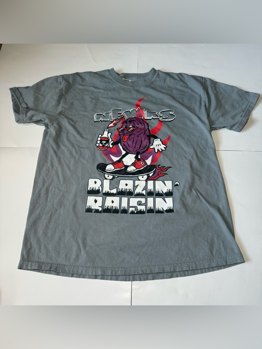Comfort Colors Gray Blazin' Raisin Skate Graphic Tee